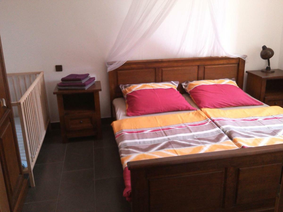 Ferienwohnung-Apartment Bootsliegeplatz Nach Anfrage 포블랴나 외부 사진